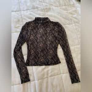 Wildfable Mesh Longsleeve Snakeskin Top